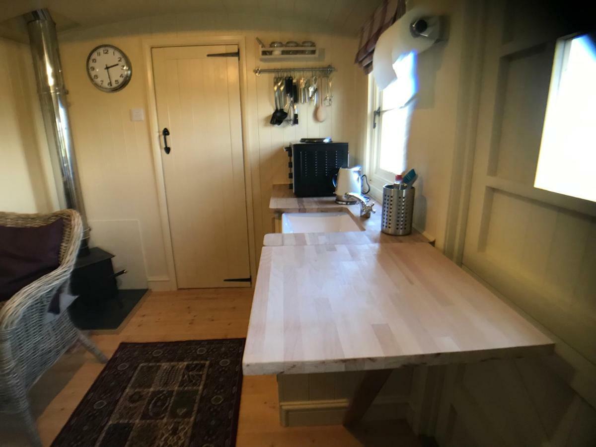 The Hawthorn Shepherds Hut Eyemouth Eksteriør billede