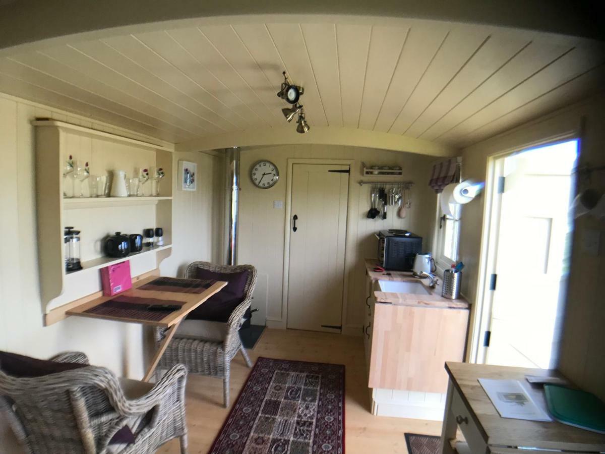The Hawthorn Shepherds Hut Eyemouth Eksteriør billede